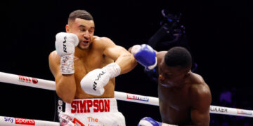 UK’s Callum Simpson stops Ghana Elvis Ahorgah in 5