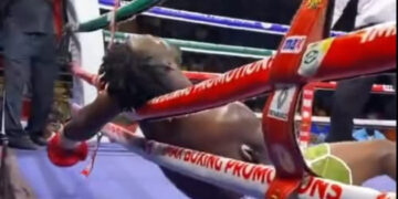 Nigerian Boxer Gabriel Oluwasegun passes during fight at Bukom Boxing Arena