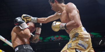 Rafael Espinoza KOs Arnold Khegai to Retain Featherweight Crown