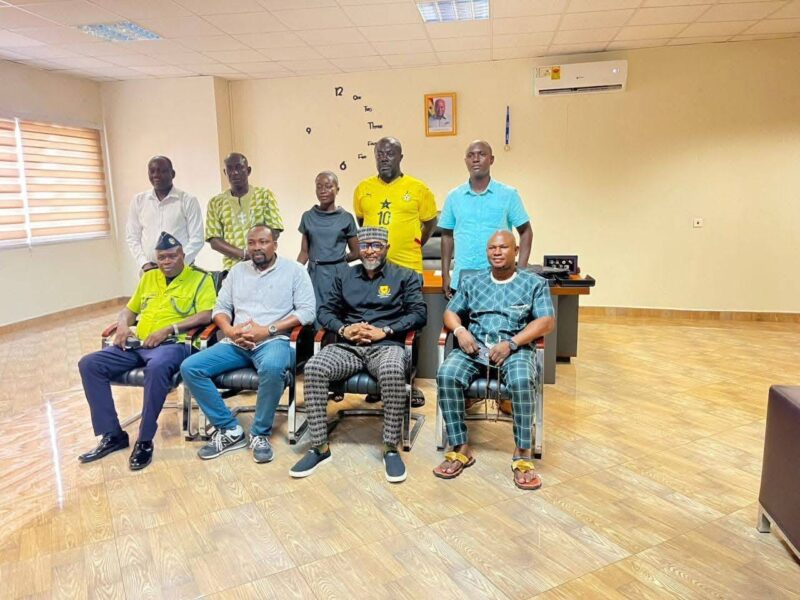 New executives of Ghana Boxing Federation meets Director General of NSA