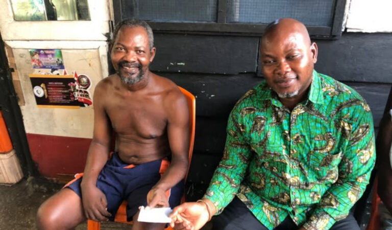 Ivan Bruce-Cudjoe Offers Support to Assistant Coach in Need