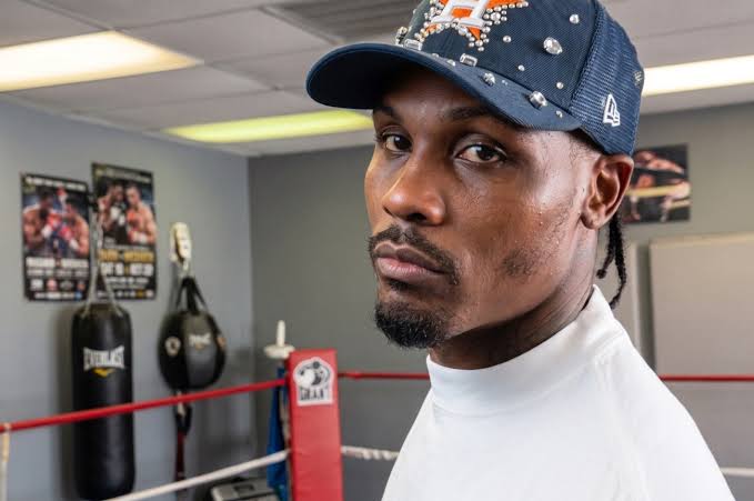 VISA ISSUES FORCE JERMALL CHARLO OUT OF JULY 26 CLASH IN AUSTRALIA; PROMOTERS SCRAMBLE FOR REPLACEMENT